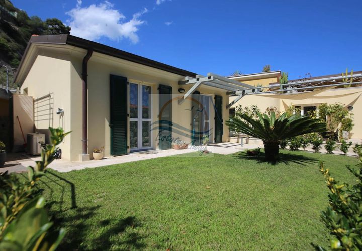 Rækkehus i Bordighera, Imperia, Bordighera - € 290.000 | Ref: AC1003 - foto 1